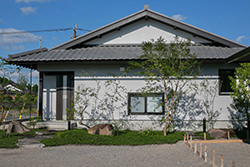 末吉の入母屋の家 - 1